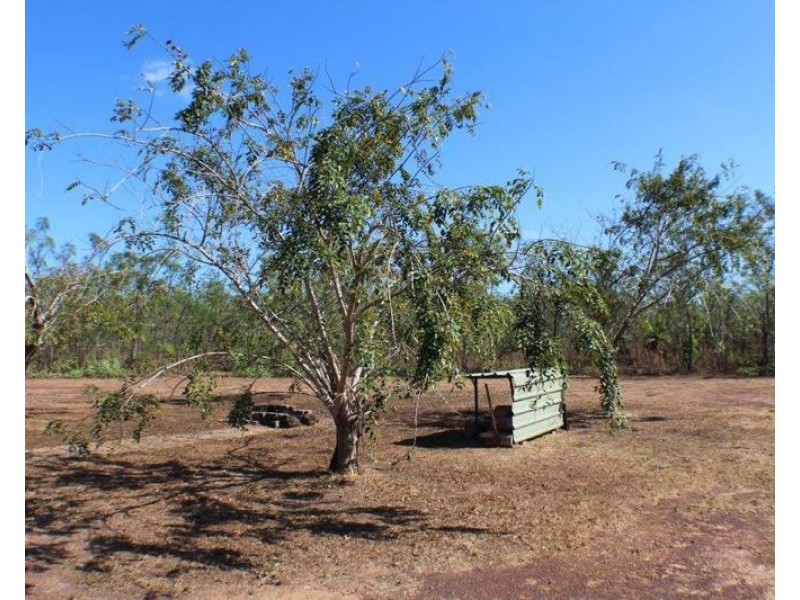 Dundee Beach NT 0840