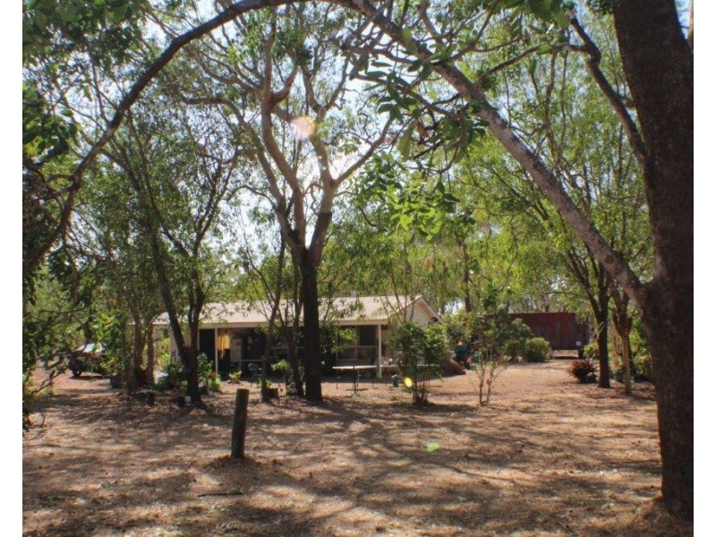26 Daniell Road, Acacia Hills NT 0822