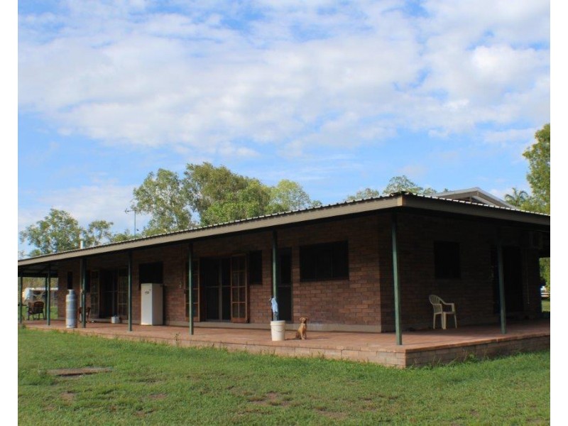 21 Sandy Road, Acacia Hills NT 0822