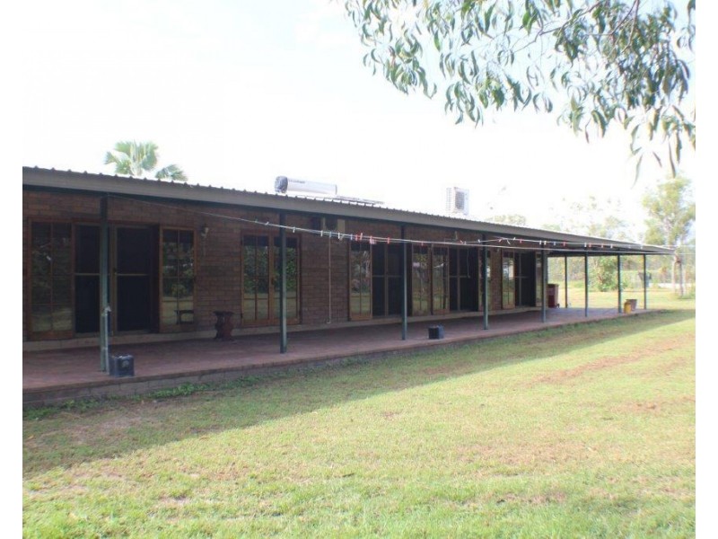 21 Sandy Road, Acacia Hills NT 0822