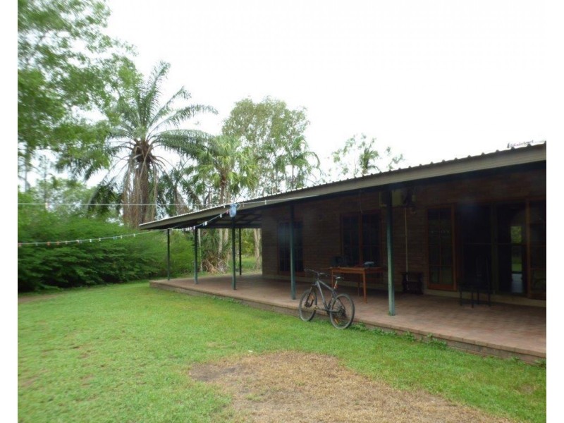 21 Sandy Road, Acacia Hills NT 0822