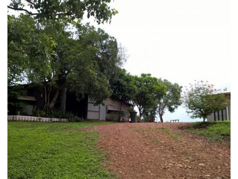 175 Strickland Road, Adelaide River NT 0846