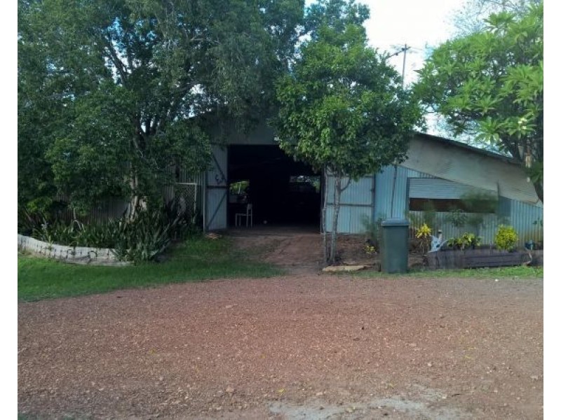175 Strickland Road, Adelaide River NT 0846