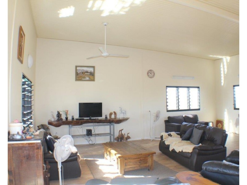 175 Strickland Road, Adelaide River NT 0846