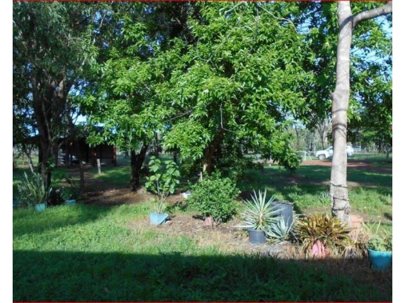 26 Daniell Road, Acacia Hills NT 0822