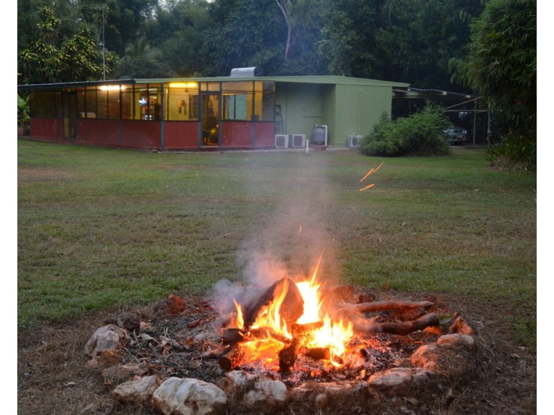 925 Livingstone Road, Berry Springs NT 0838