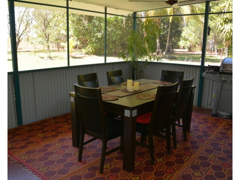 925 Livingstone Road, Berry Springs NT 0838