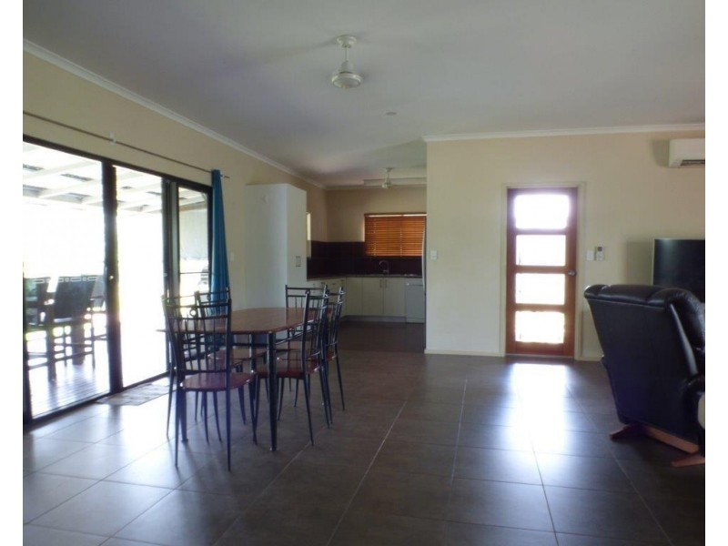 94 Bandicoot Road, Berry Springs NT 0838