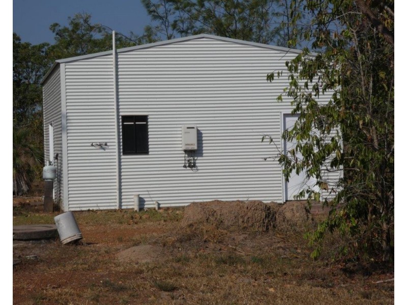 94 Bandicoot Road, Berry Springs NT 0838
