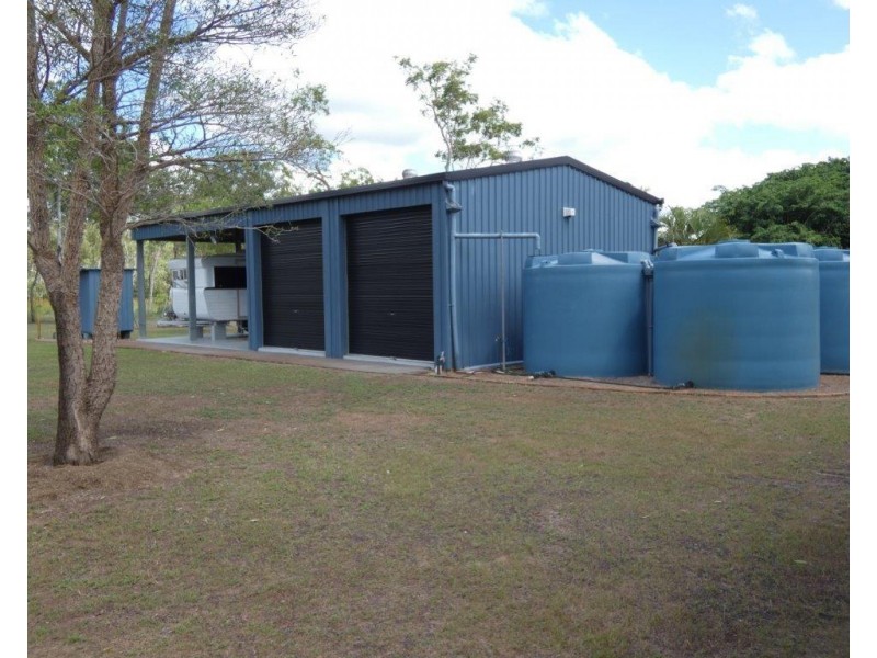 Acacia Hills NT 0822