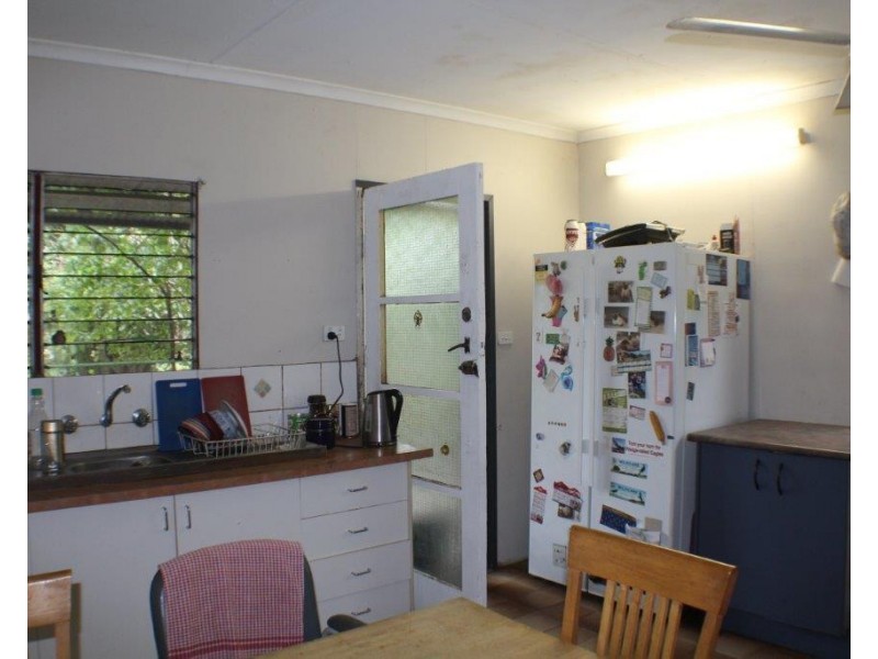 Bees Creek NT 0822