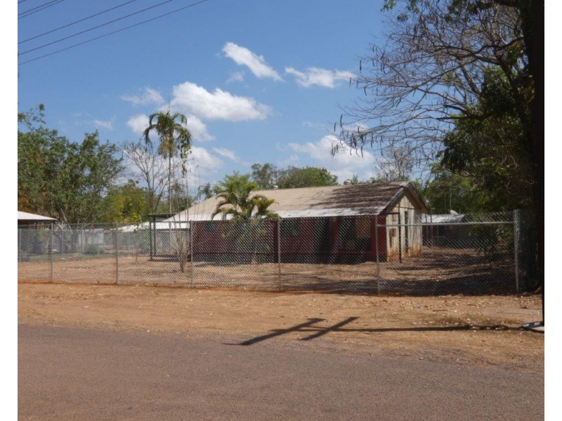 13 Kirra Crescent, Batchelor NT 0845