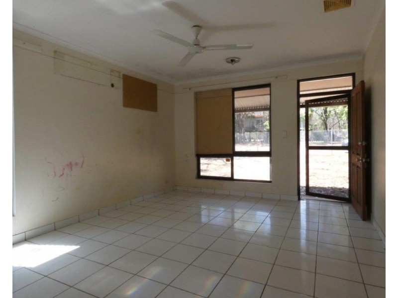 13 Kirra Crescent, Batchelor NT 0845
