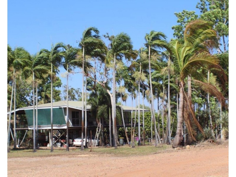 Livingstone NT 0822