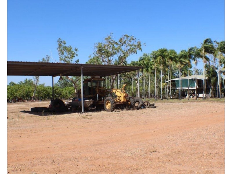 Livingstone NT 0822