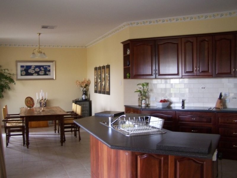 4 Sutherland Road, Millicent SA 5280