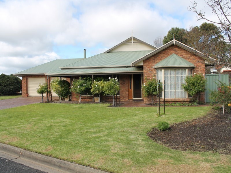 1 Stewart Street, Millicent SA 5280