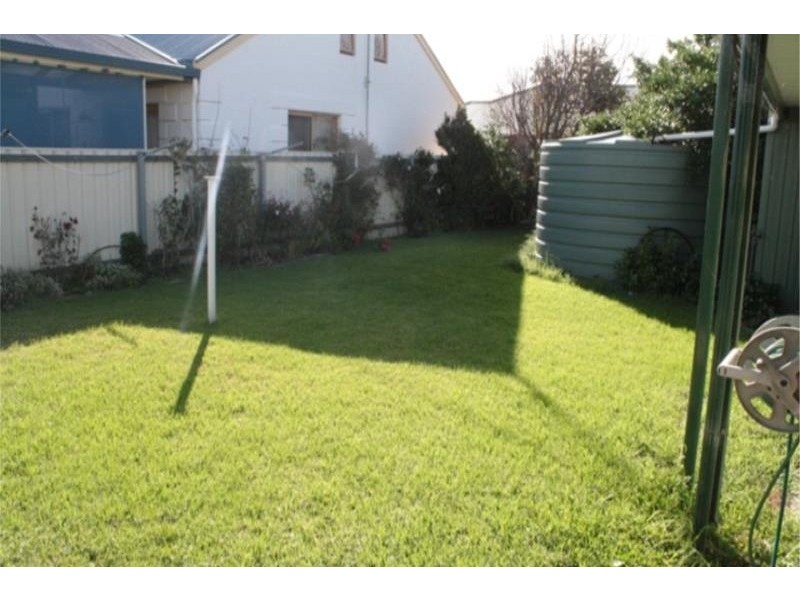 141 Sea Parade, Port Macdonnell SA 5291