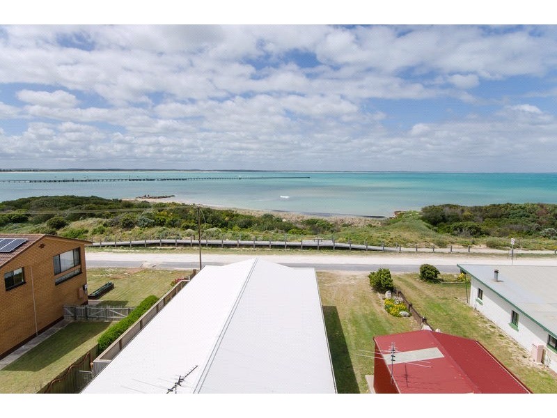 38 Beach Road, Beachport SA 5280