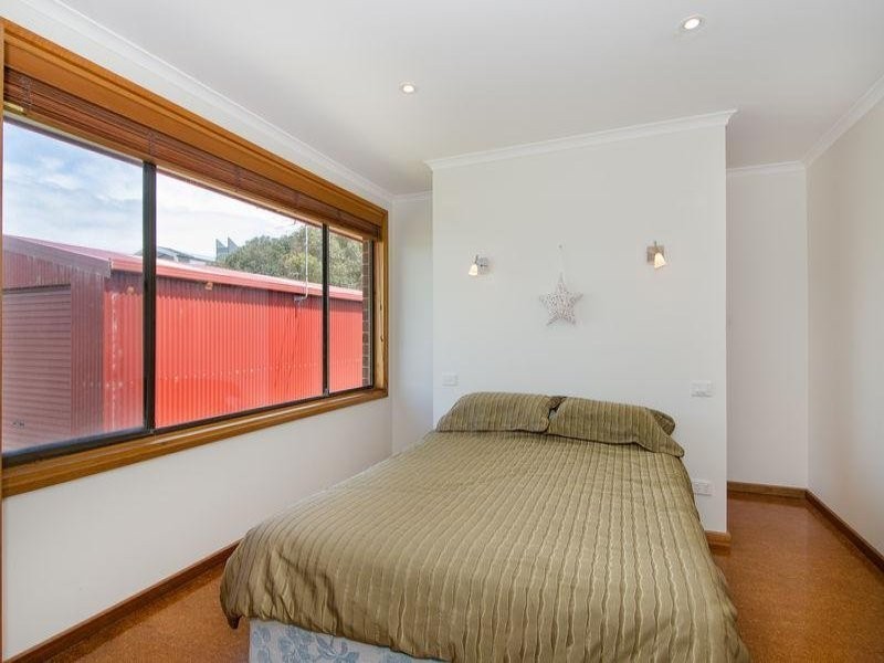 38 Beach Road, Beachport SA 5280