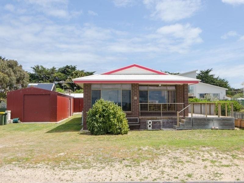 38 Beach Road, Beachport SA 5280