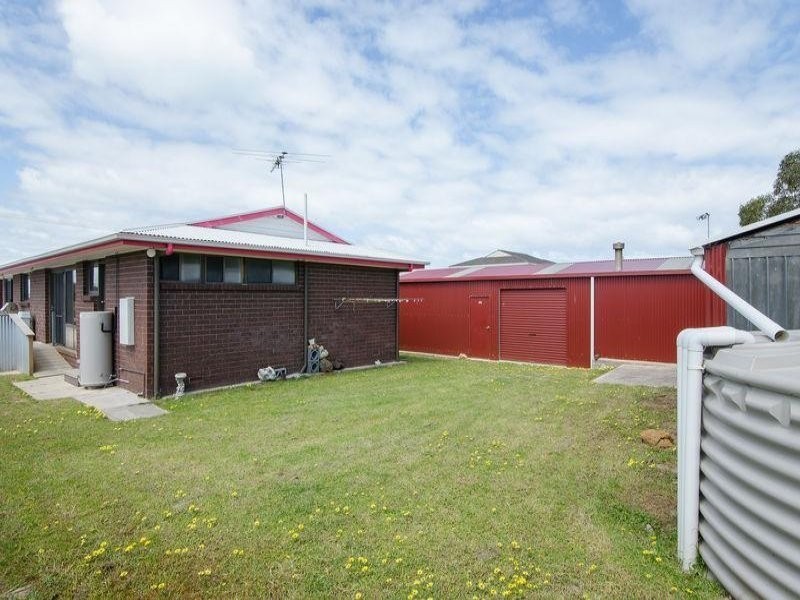 38 Beach Road, Beachport SA 5280