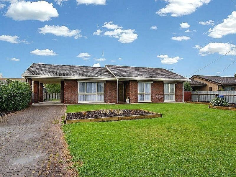 17 Eighth Street, Millicent SA 5280