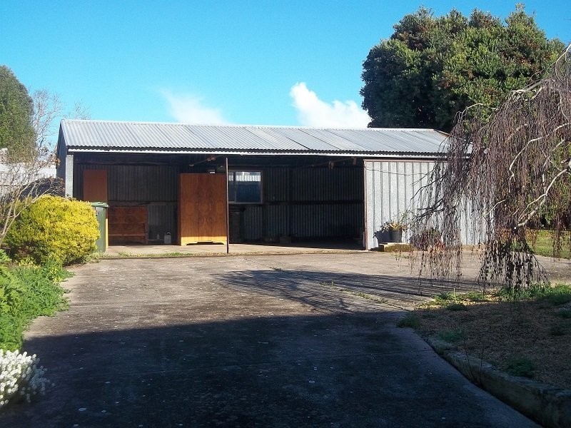 8 Monash Terrace, Millicent SA 5280