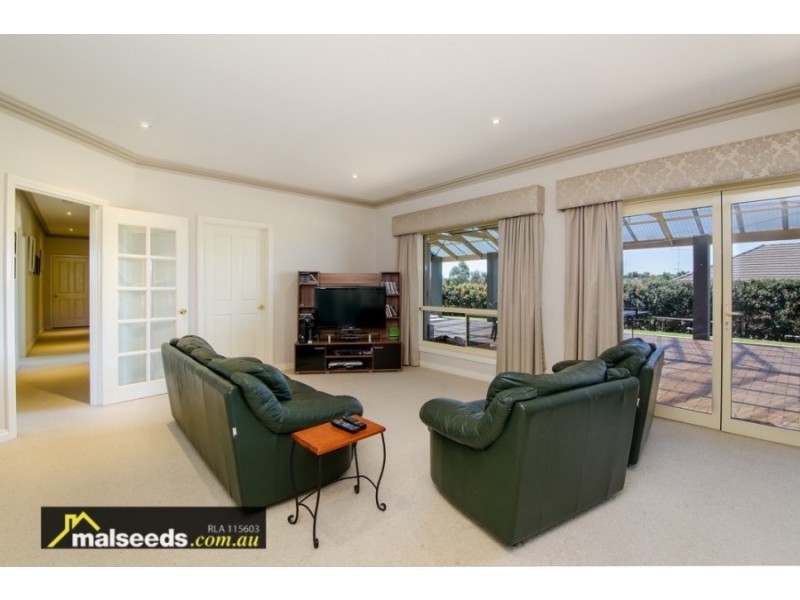 15 Turnbull Drive, Mount Gambier SA 5290