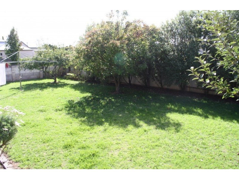 3  Gwendoline Street, Mount Gambier SA 5290