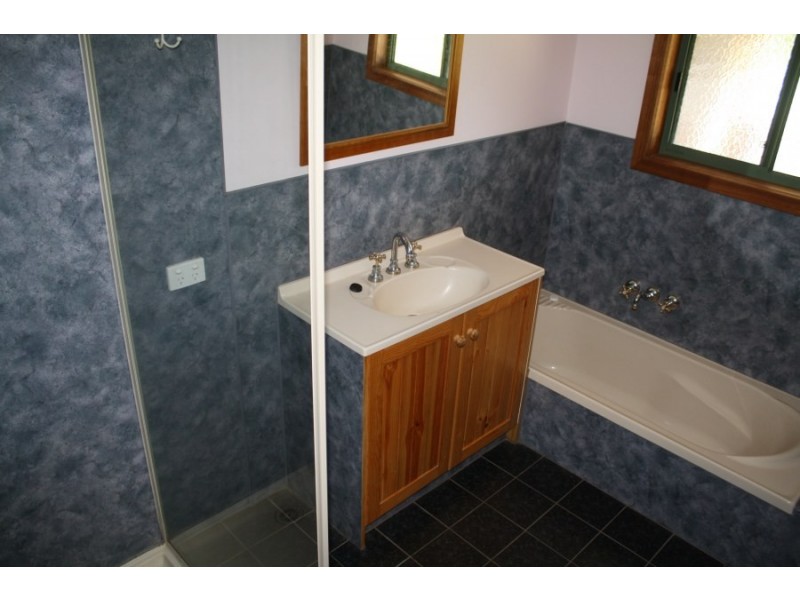 5 Trevorrow Street, Mount Gambier SA 5290