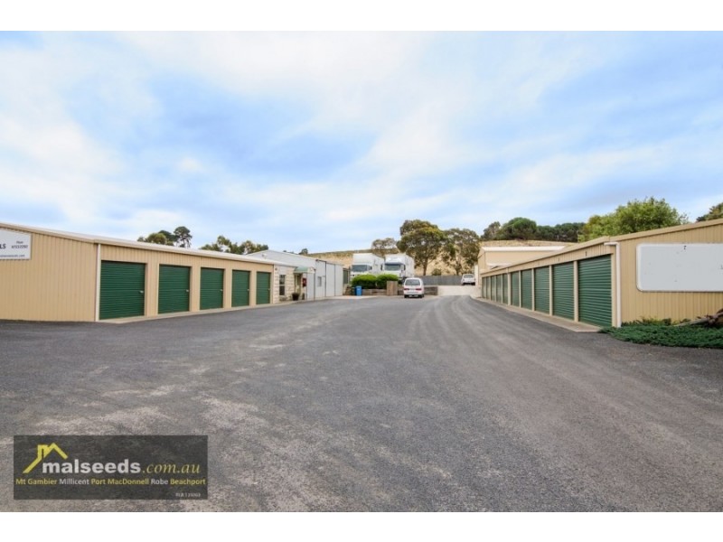 211-215 Jubilee Highway East, Mount Gambier SA 5290