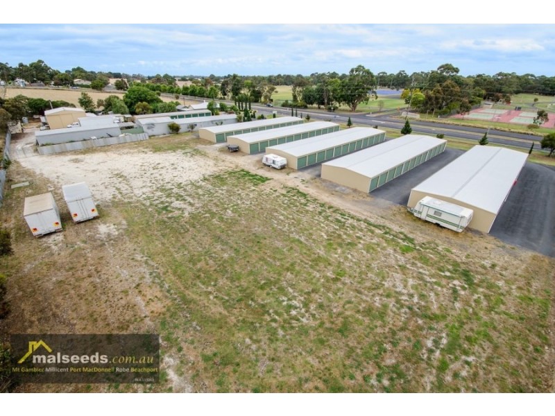 211-215 Jubilee Highway East, Mount Gambier SA 5290