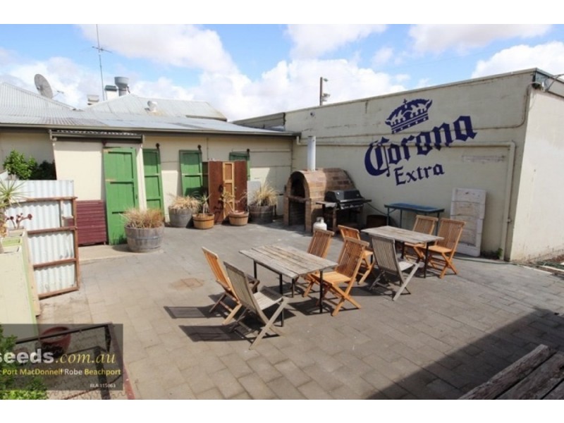 22339 Bay Road, Allendale East SA 5291