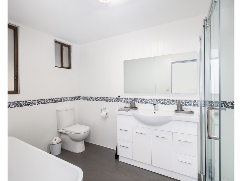 8 Neville Avenue, Mount Gambier SA 5290