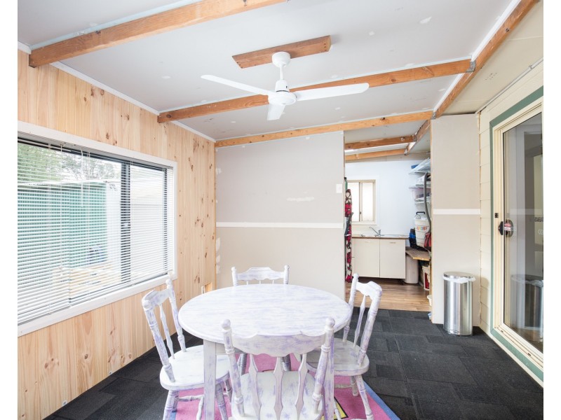 8 Neville Avenue, Mount Gambier SA 5290