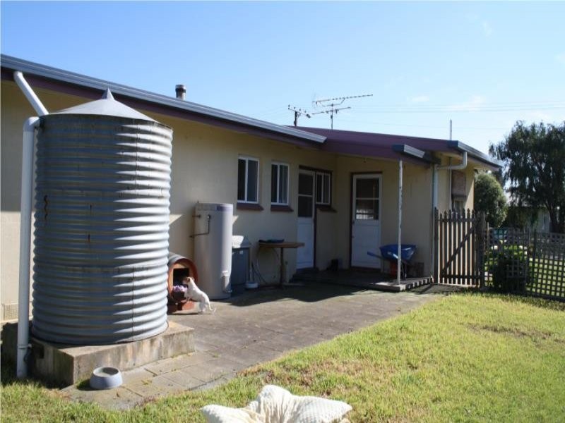 12 Neilson Street, Penola SA 5277