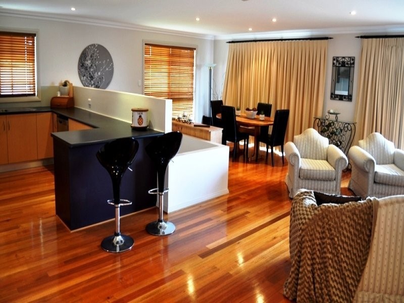 80 Meylin Street, Port Macdonnell SA 5291