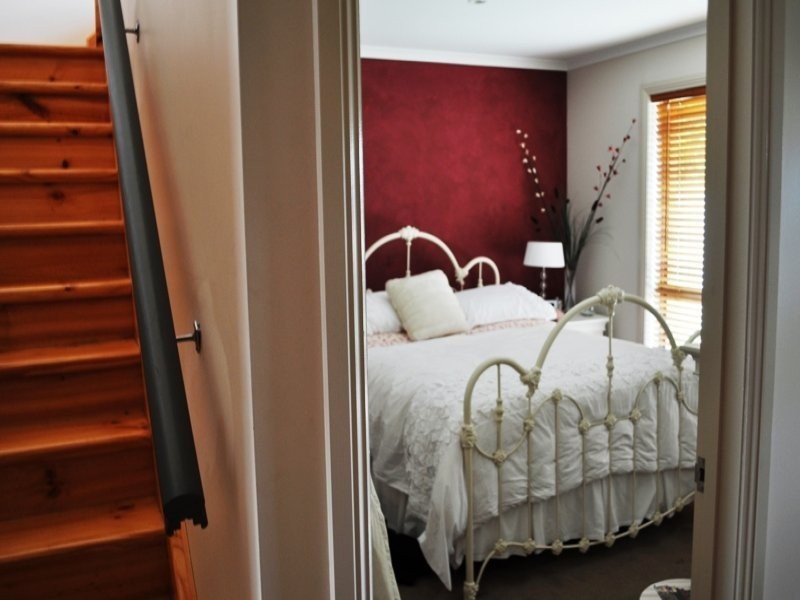 80 Meylin Street, Port Macdonnell SA 5291