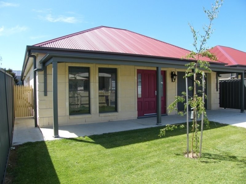 2/16 Francis Street, Mount Gambier SA 5290