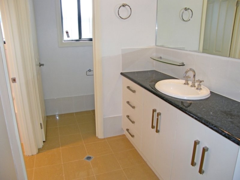 2/16 Francis Street, Mount Gambier SA 5290