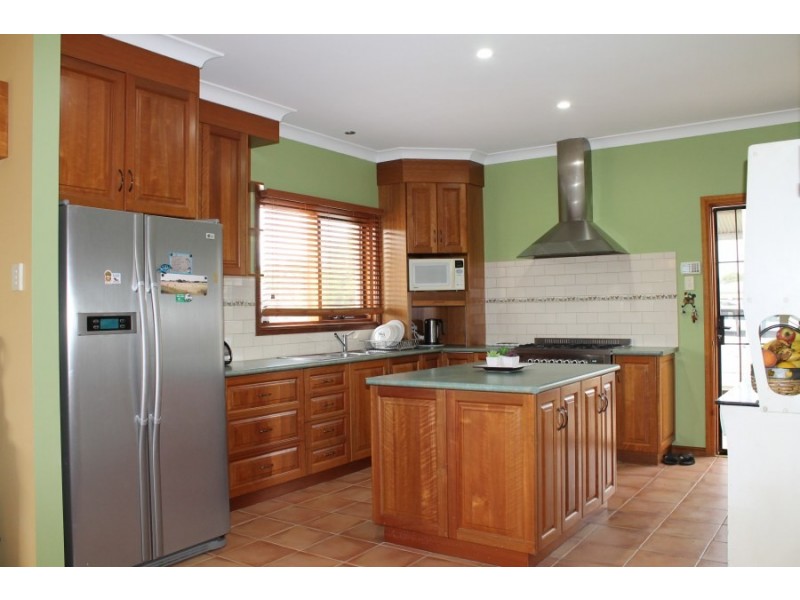 4 Bill James Court, Compton SA 5291