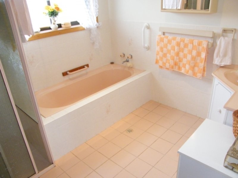 2 Glenmora Court, Mount Gambier SA 5290