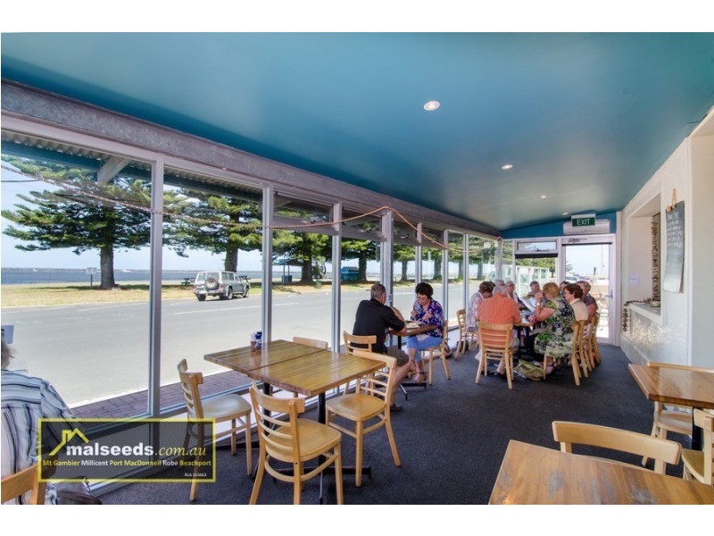 63 Sea Parade, Port Macdonnell SA 5291