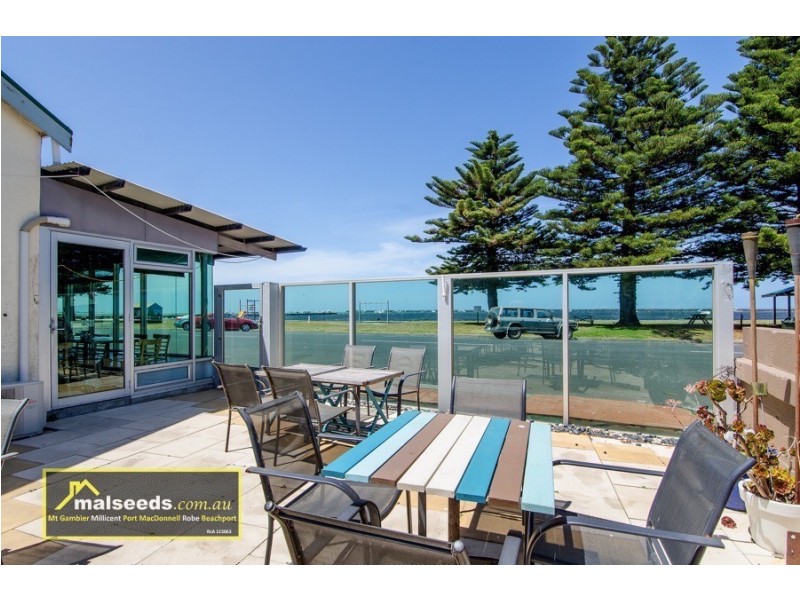 63 Sea Parade, Port Macdonnell SA 5291