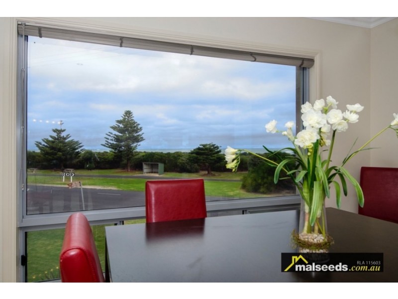 138 Sea Parade, Port Macdonnell SA 5291