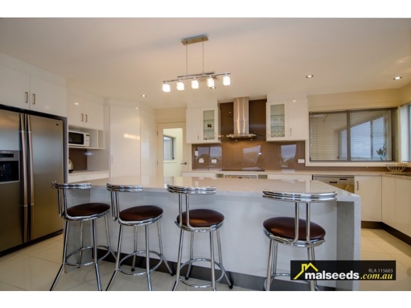 138 Sea Parade, Port Macdonnell SA 5291