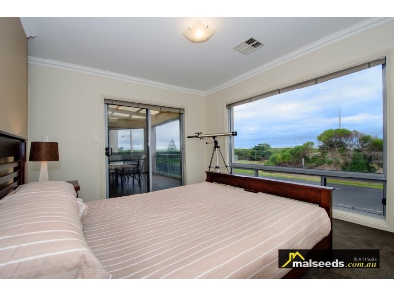 138 Sea Parade, Port Macdonnell SA 5291