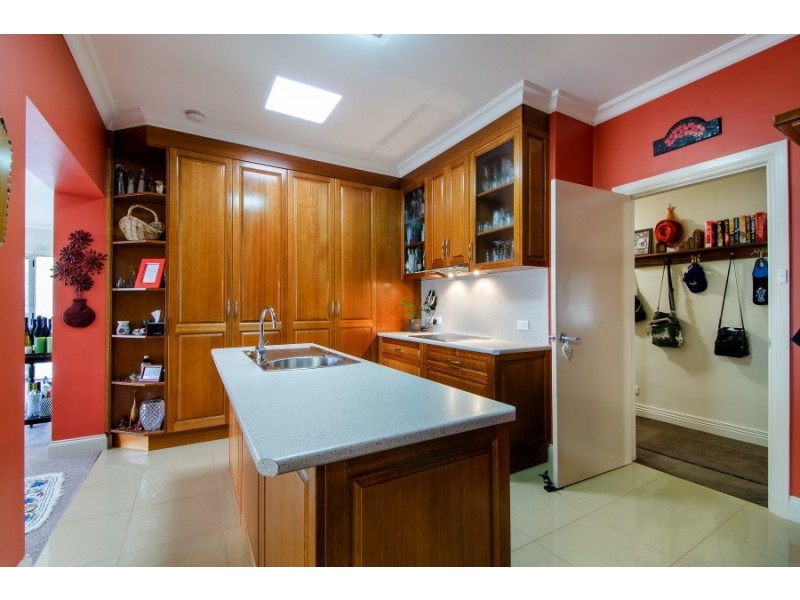 8 White Street, Millicent SA 5280