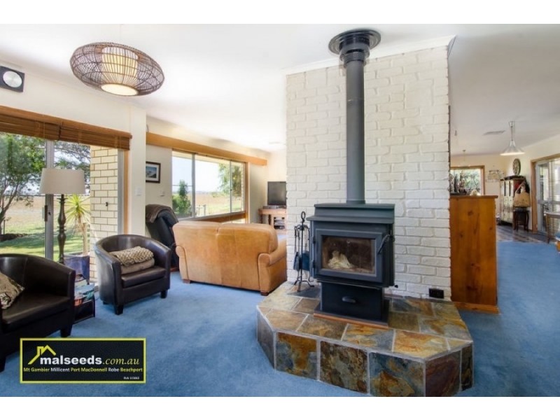 311-312 Canunda Causeway, Millicent SA 5280